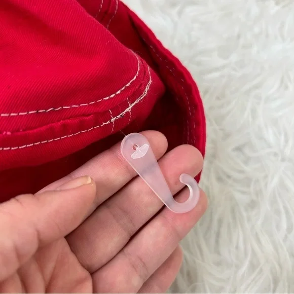 NWT Urban Outfitters Canvas Bucket Hat in red - Picture 5 of 9